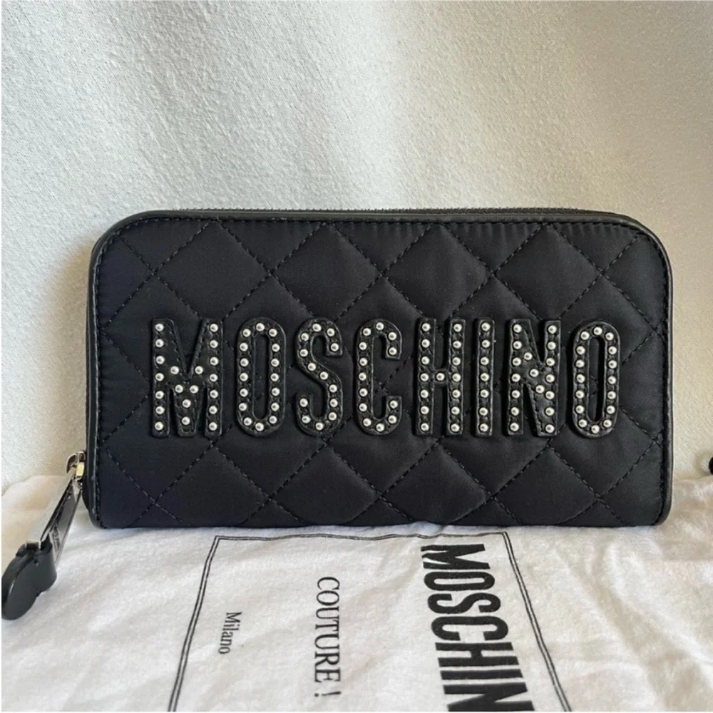 New Moschino Studded Logo Quilted
Fabric Zip Around Wallet. 100% Authentic - Picture 2 of 9